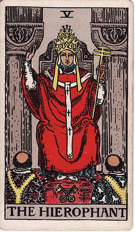 Lá The Hierophant