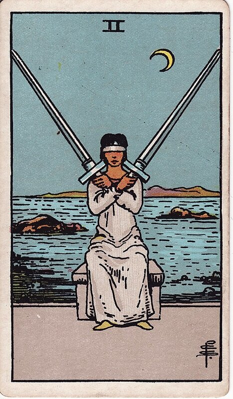 Lá Two of Swords