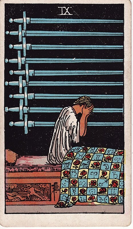 Lá Nine of Swords